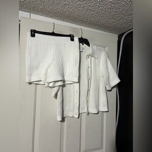 NWT house of Harlow matching set